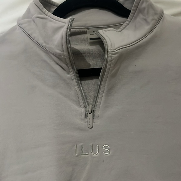 ILUS label Cropped Half-zip - Picture 3 of 4
